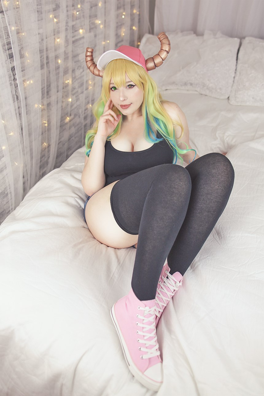 Piadn-lucoa takes a selfie(14)